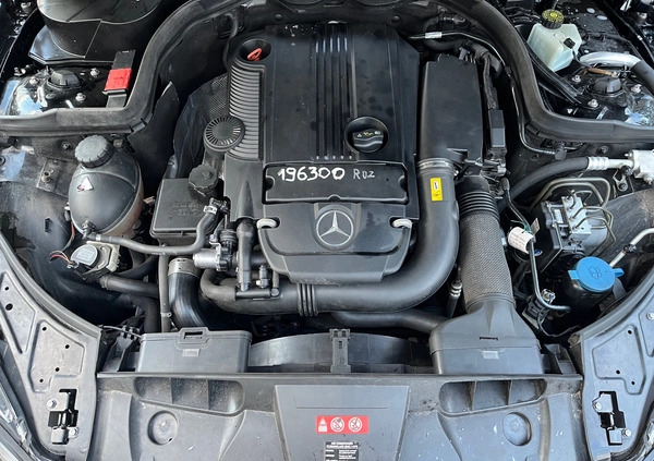 Mercedes-Benz Klasa E cena 51500 przebieg: 224800, rok produkcji 2010 z Mogielnica małe 529